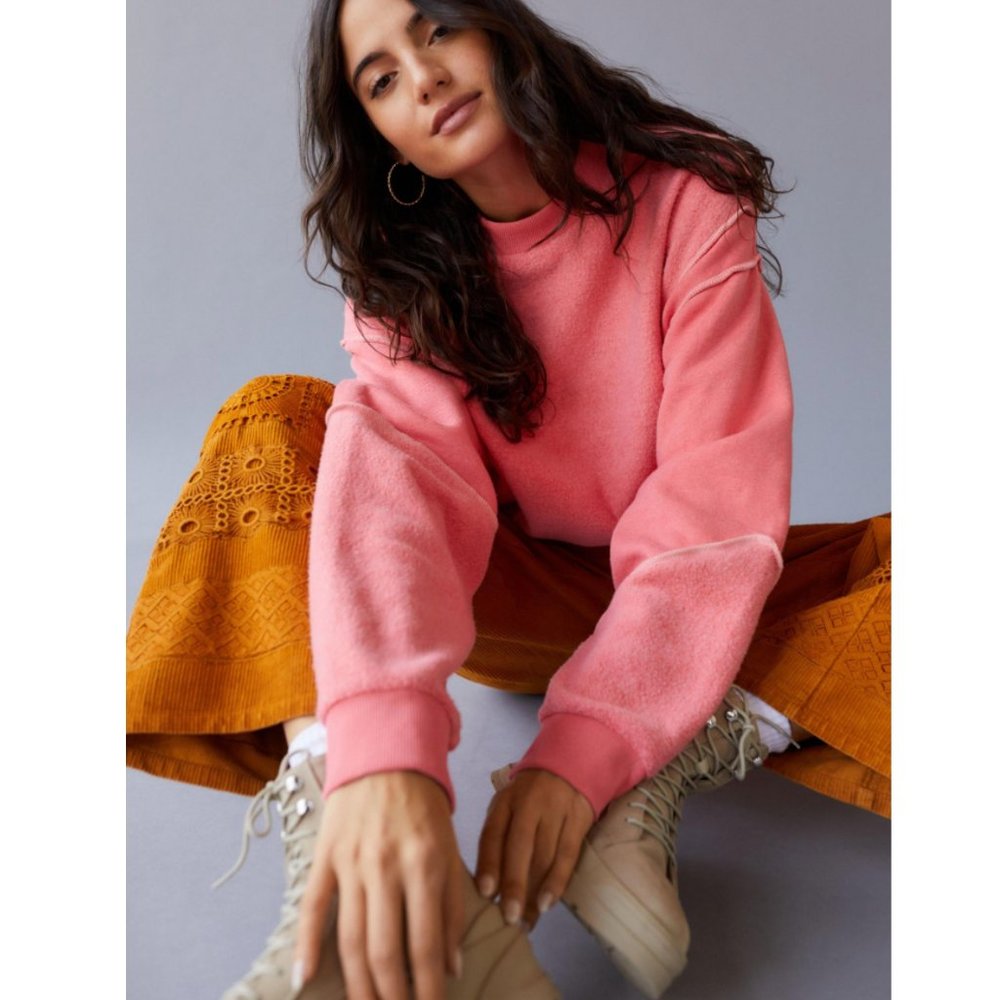 NWT Urban Outfitters BDG Quincy Pullover Sweatshirt Coral